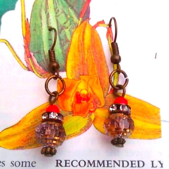 Handmade glass bead earrings. Free mask with purchase. - Picture 1 of 2